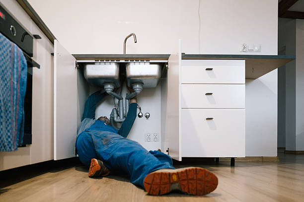 Professional Leak Detection technician working in Checotah, OK